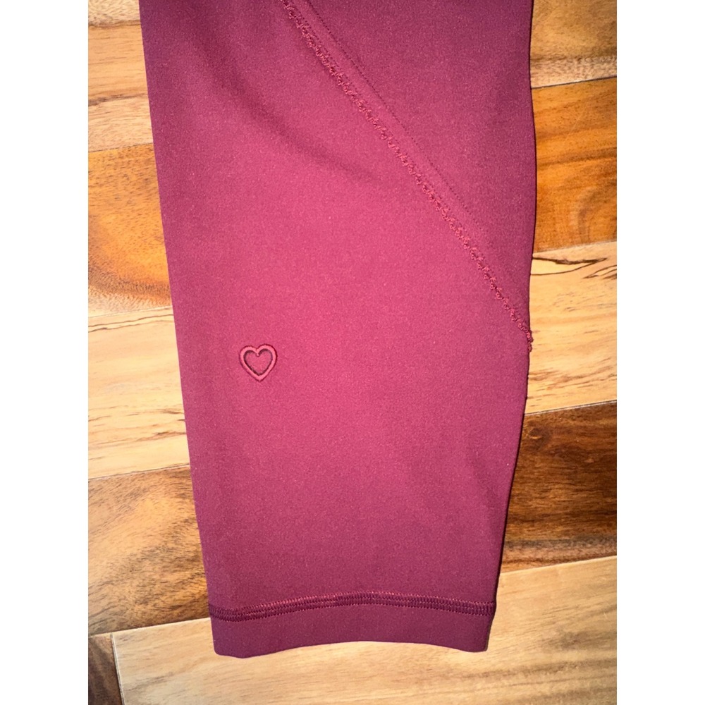 Lululemon Groove No Line HR Tight 25" Heart Edition in Burgundy Bay Size 14 NWT - Picture 4 of 7